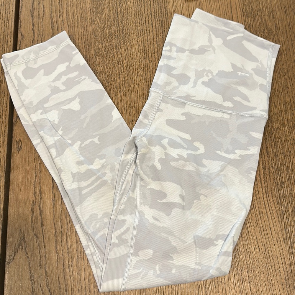 Lululemon leggings